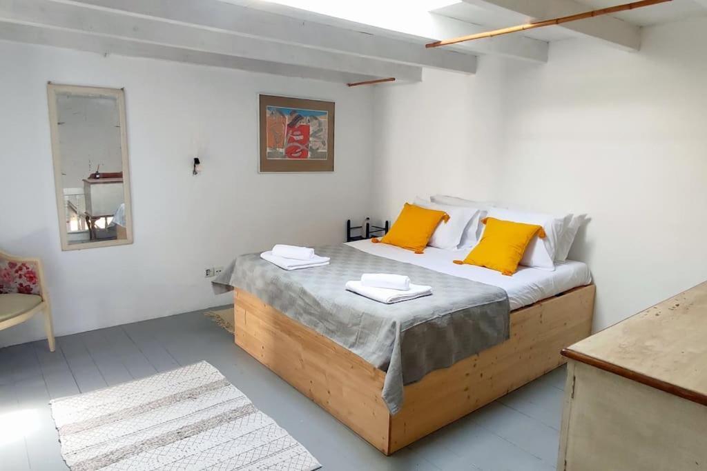 Town House With Rooftop Jacuzzi Rhodes City Екстериор снимка